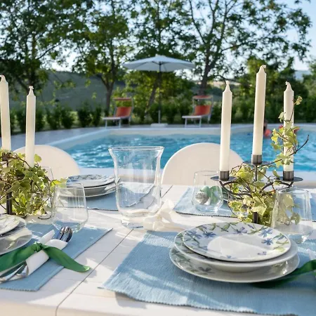 Lovely In With Garden *
